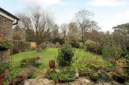 1393119-12-6942a6...