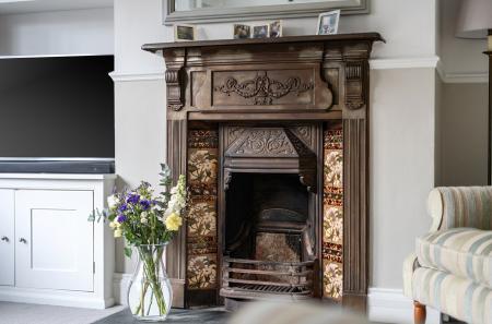 1388656-32-695d23...