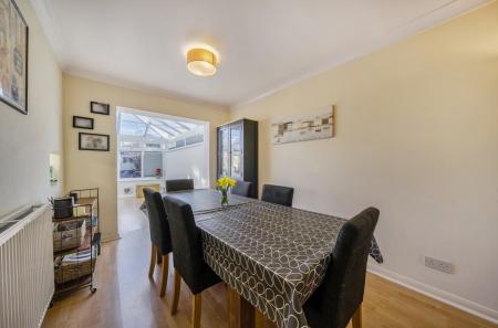 1395187-15-695e43...