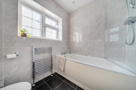 1395187-30-695e44...