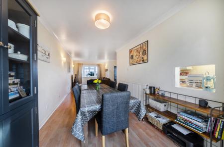 1395187-17-695e43...