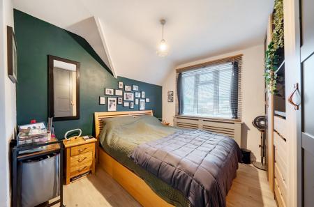 1399943-12-696634...