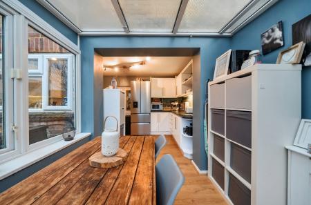 1399943-27-696636...