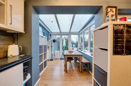 1399943-29-696636...