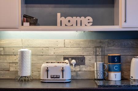 1399943-22-696636...