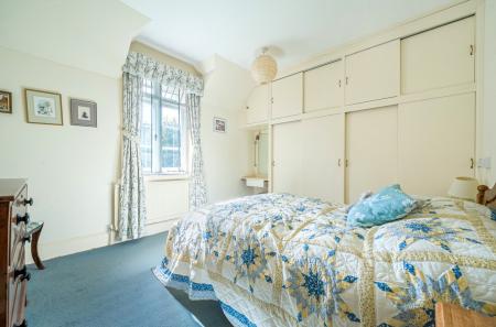 1347766-25-68d2b5...