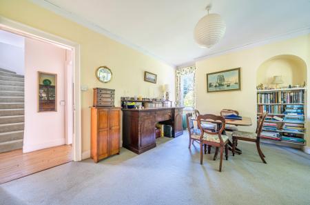 1347766-16-68d2a4...