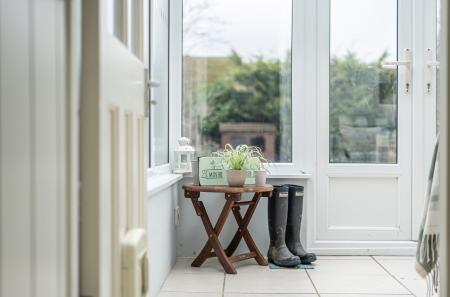 1402170-8-69777a6...