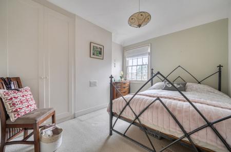 1402170-32-69777e...