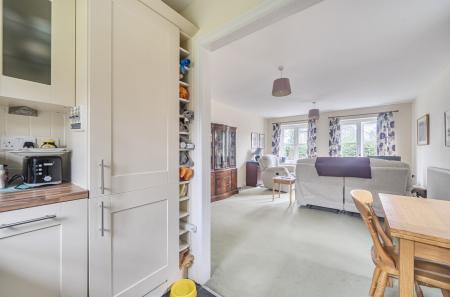 1400237-8-696e4b2...