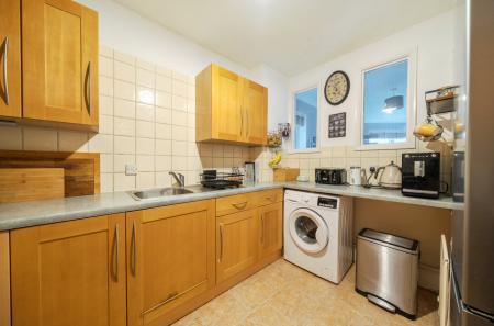 1404147-20-6979e1...