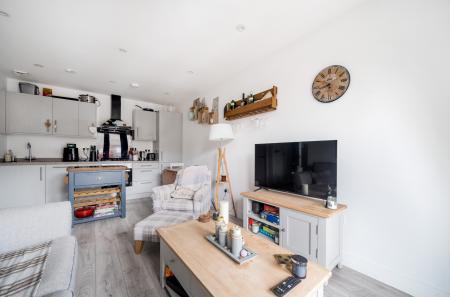 1400901-14-69773f...