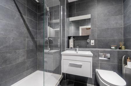 1400901-27-697740...