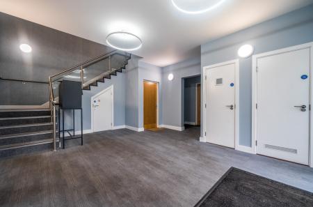 1400901-8-69773ee...