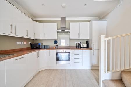 1406289-9-6981d2b...