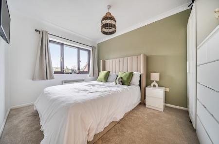 1408001-24-6984a4...