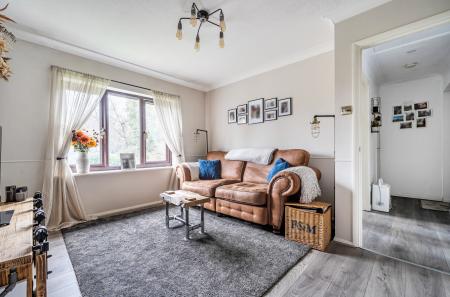 1408001-15-6984a4...