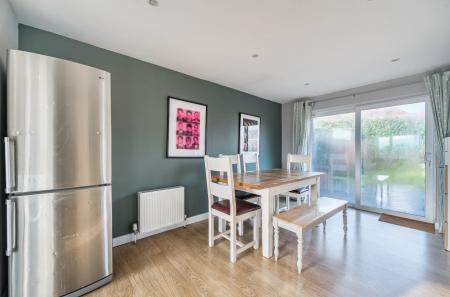 1407112-16-69831d...