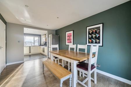 1407112-15-69831d...