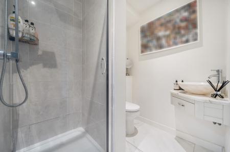 1411006-31-698b06...