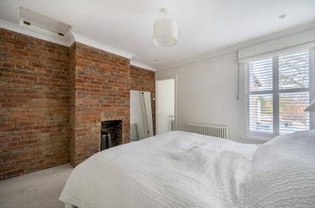 1411006-13-698b05...