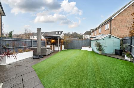 1403279-21-6985c9...