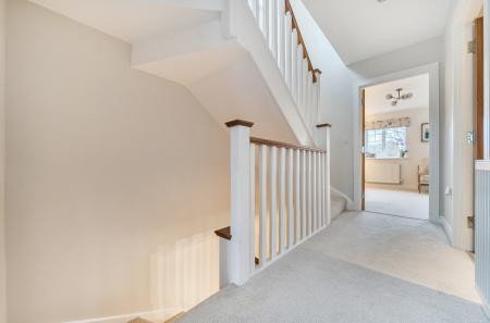 1403279-27-6985c9...