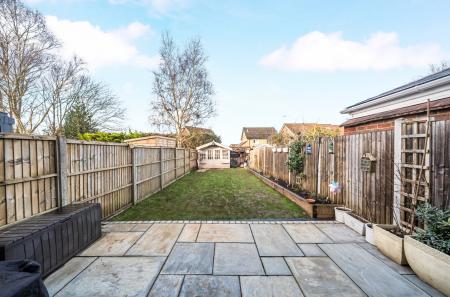 1415768-3-6992f39...