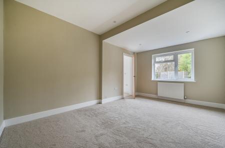 1417332-20-6995cb...