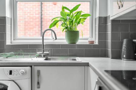 1417509-5-699c20e...