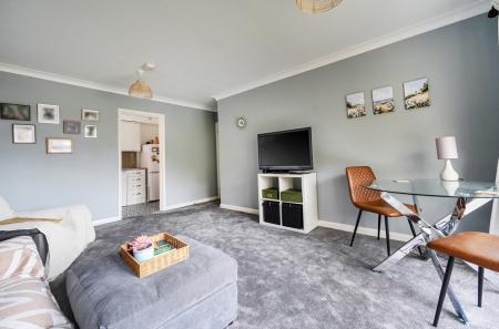 1417509-16-699c21...