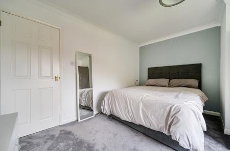 1417509-9-699c210...