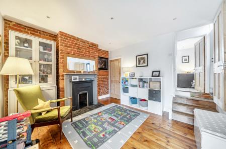 1416766-19-699c4a...