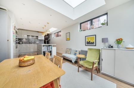 1416766-12-699c49...