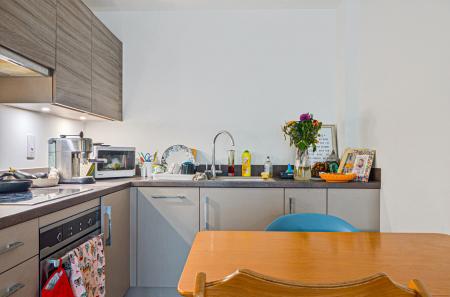 1383713-13-69242f...