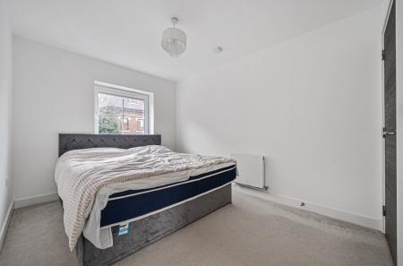 1383713-7-69242ea...