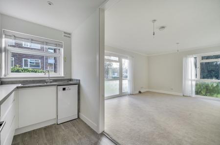 1420520-7-699dd16...