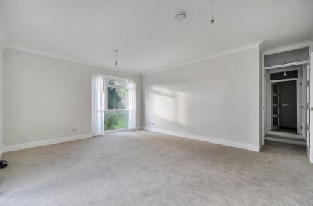 1420520-11-699dd2...