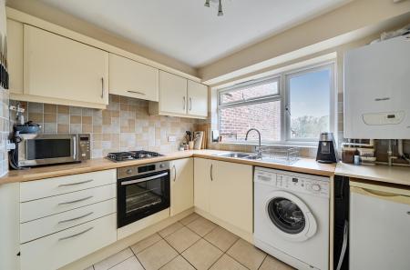 1420538-5-69a1a57...