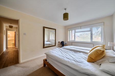 1420538-11-69a1a6...