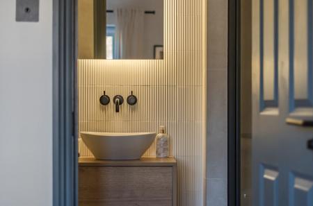 1414766-16-69a993...