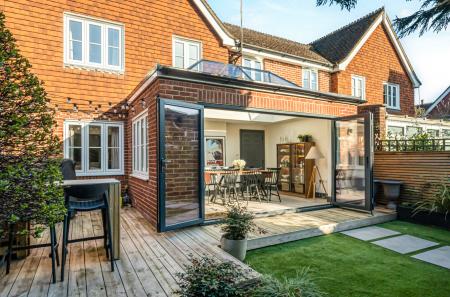 1414766-2-69a8678...