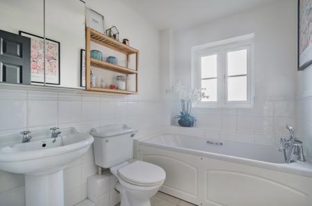 1414766-40-69a990...