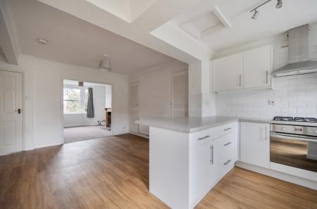 1420366-8-69aff52...