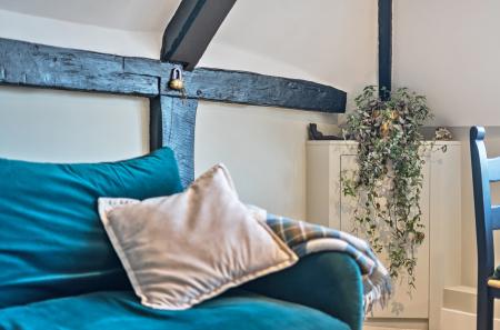 1417432-8-69a9513...