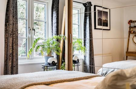 1425621-29-69b2d5...