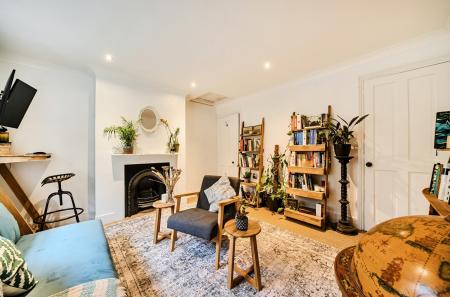 1425621-21-69b2d4...