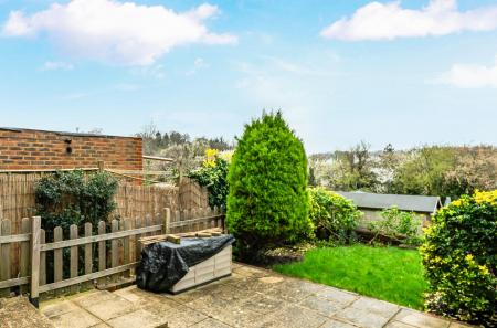 1424843-6-69b2d23...