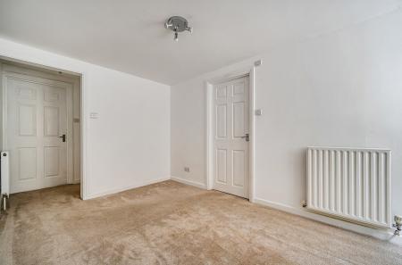 1424843-16-69b2d2...