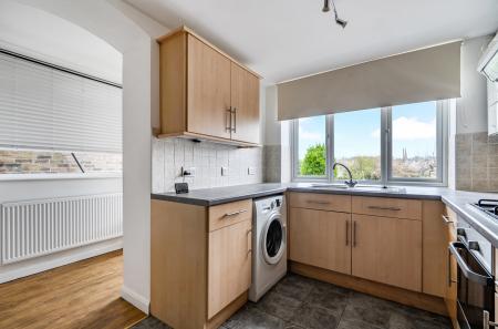 1424843-10-69b2d2...